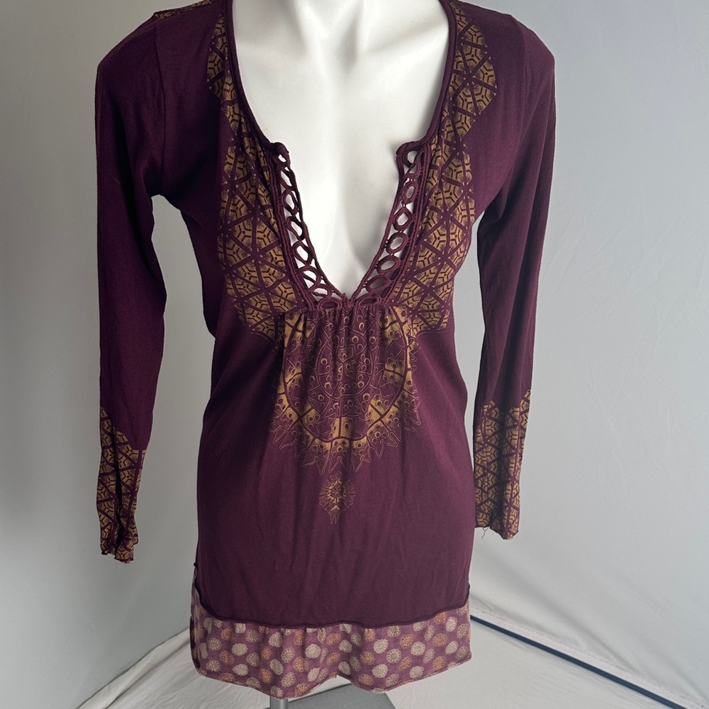 Anthropologie Language Los Angeles plum and gold split neck fitted tunic/dress